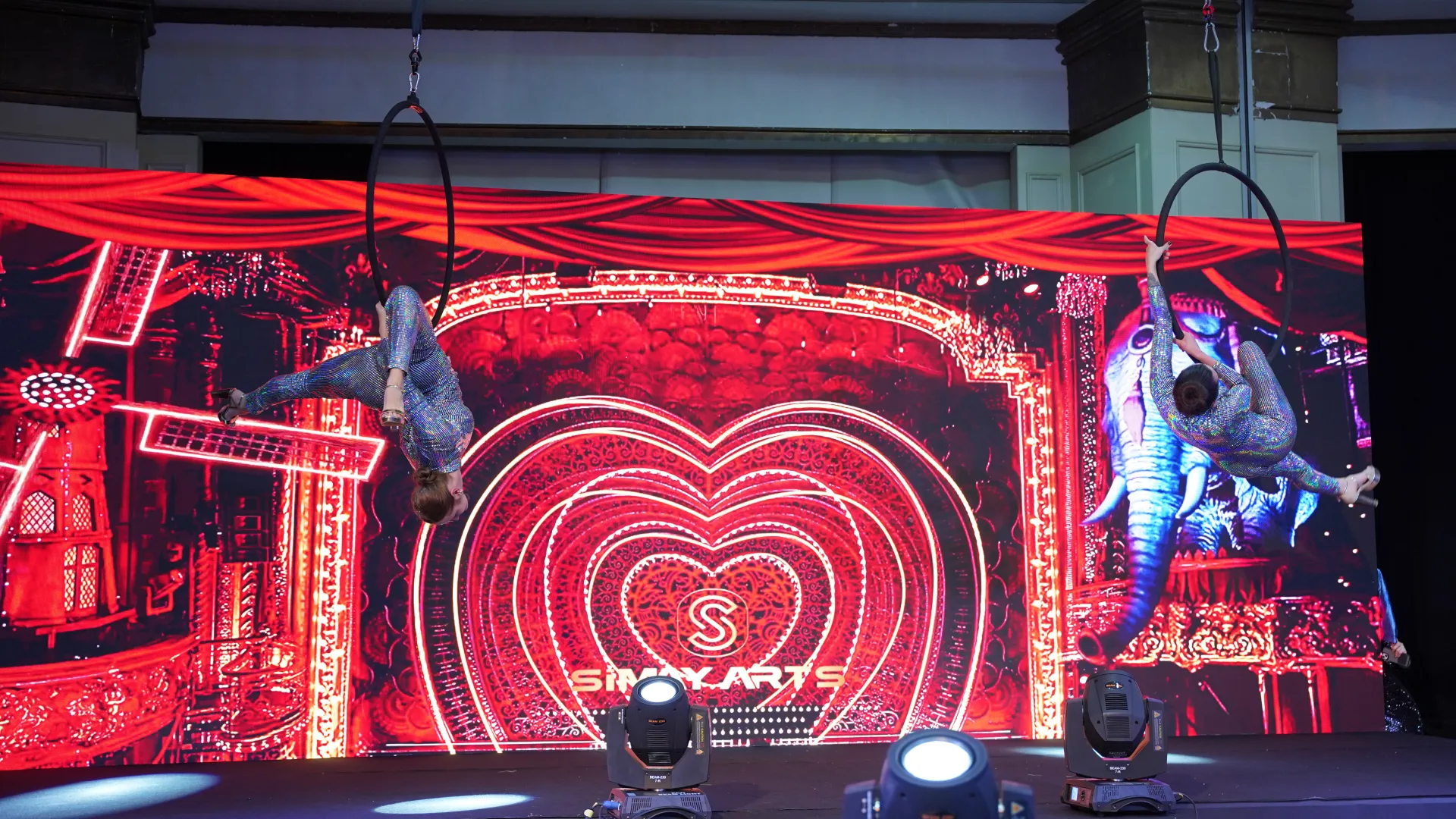 Moulin Rouge Show — 4